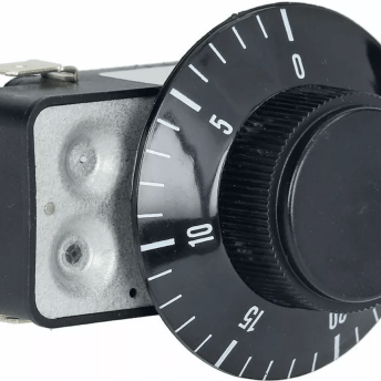 Horeca Parts - Timer 250V 16A czas pracy 30min przekrój osi 6x4,6mm - Maszyna do mieszania ciasta Gam (LF9446007)
