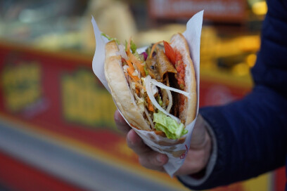 Niezbędne minimum wyposażenia baru typu Kebab